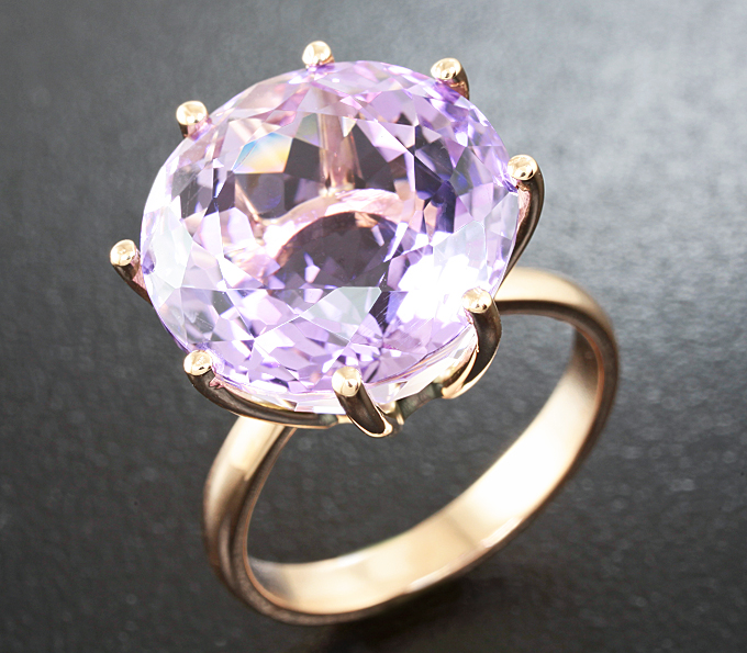 Золото Кольцо с чистейшим аметистом