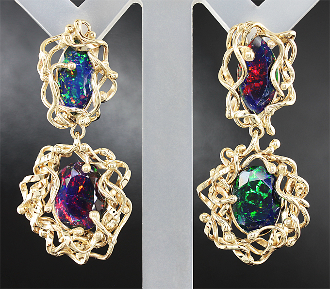 Золото Серьги с ограненными черными опалами