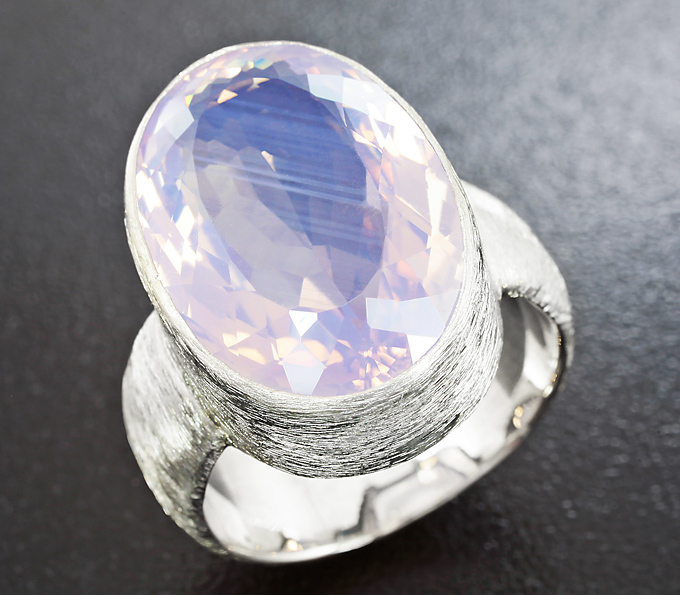 Серебро 925 Кольцо c лавандовым аметистом