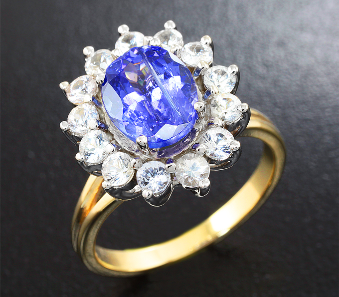 Золото Кольцо с танзанитом и лейкосапфирами