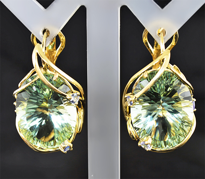 Золото Золотые серьги с зелеными аметистами и танзанитами