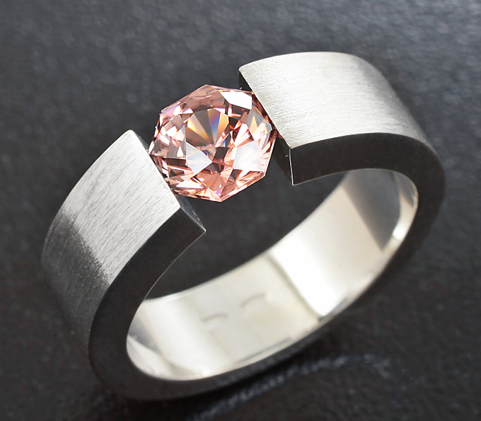 Серебро 925 Кольцо c цирконом падпараджа топовой огранки