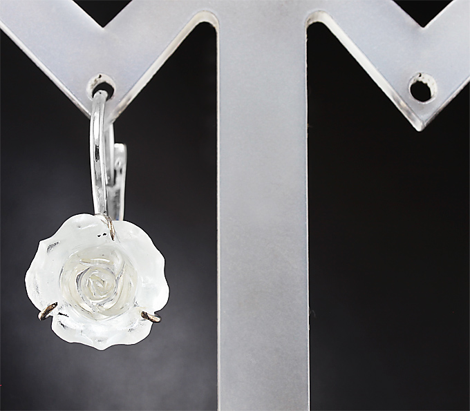 Серебро 925 Серьги с резным гошенитом