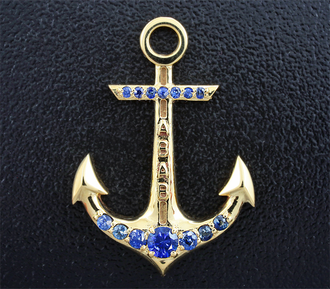 Золото Кулон «Якорь» с синими сапфирами