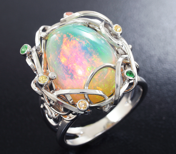 Серебро 925 Кольцо c кристаллическим эфиопским опалом, сапфирами и цаворитами гранатами