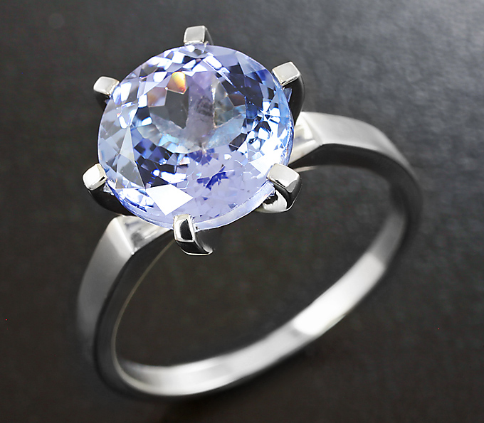 Золото Кольцо с чистейшим танзанитом