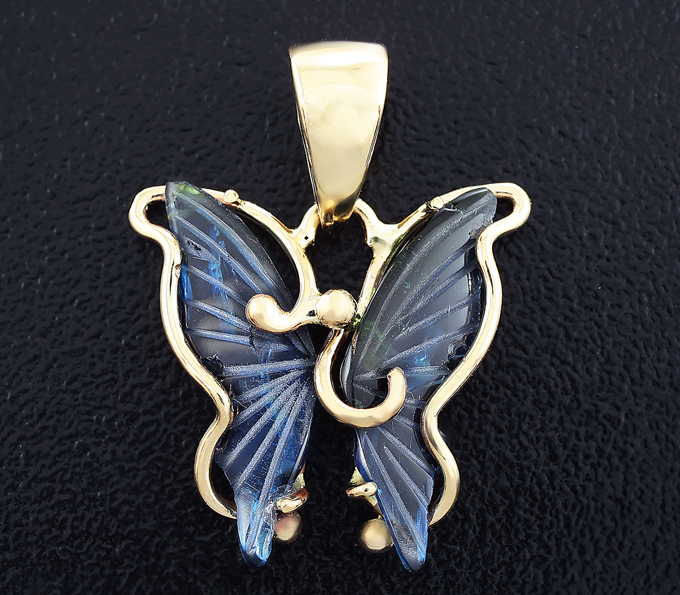 Золото Кулон с резными синими турмалинами