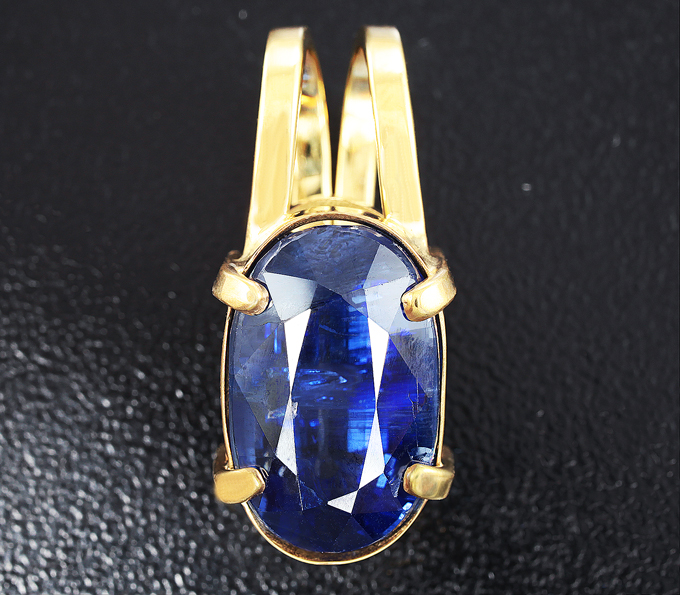 Серебро 925 Кулон с крупным кианитом