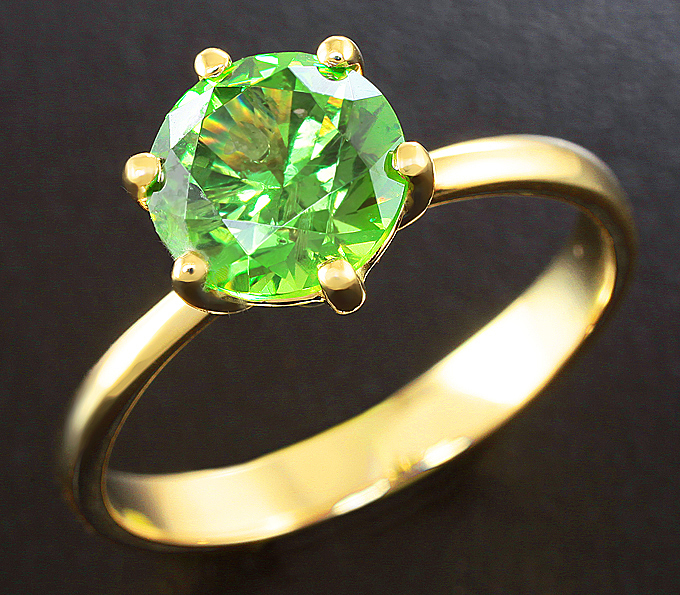 Золото Кольцо c демантоидом гранатом