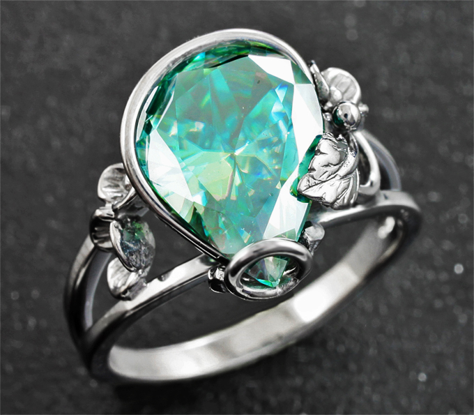 Серебро 925 Кольцо с муассанитом 