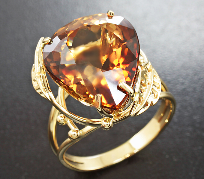 Золото Кольцо с империал топазом