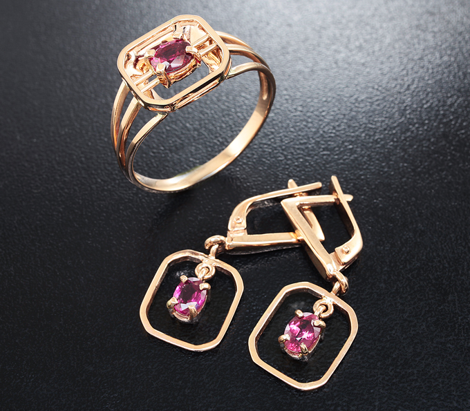 Золото Комплект с рубинами