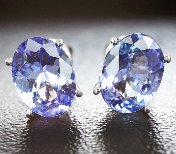 Золото Пусеты с танзанитами