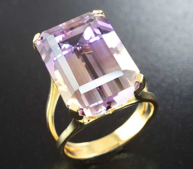 Золото Кольцо с крупным аметрином