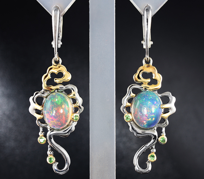 Серебро 925 Серьги с кристаллическими эфиопскими опалами и цаворитами гранатами