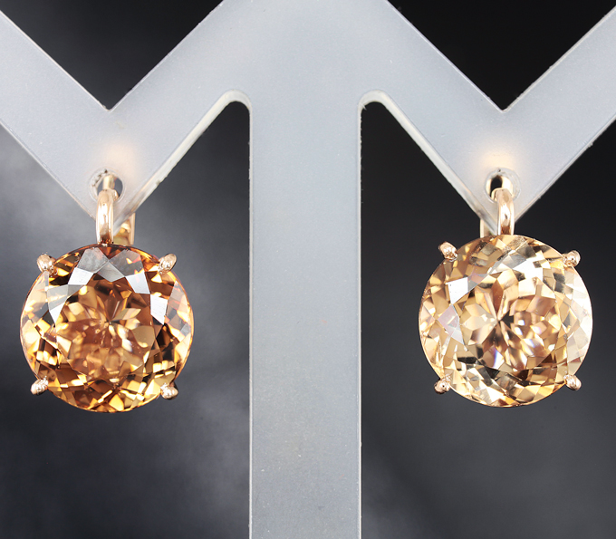 Золото Серьги с империал топазами