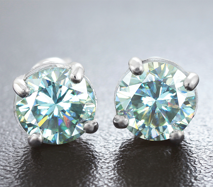 Серебро 925 Пусеты с муассанитами