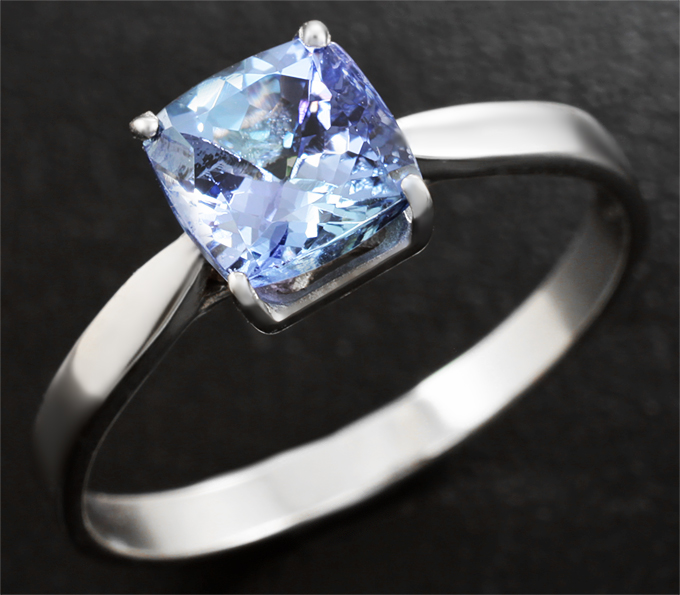 Золото Кольцо с танзанитом