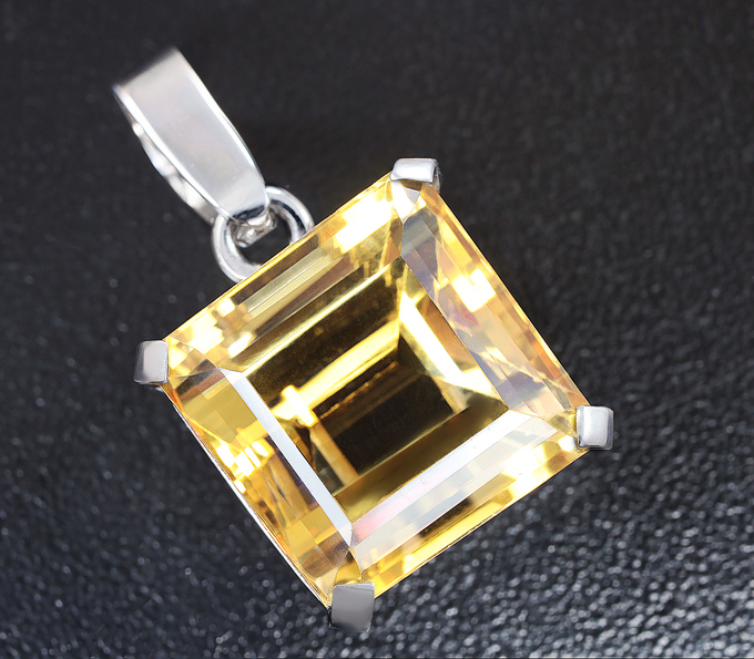 Серебро 925 Кулон с чистейшим цитрином