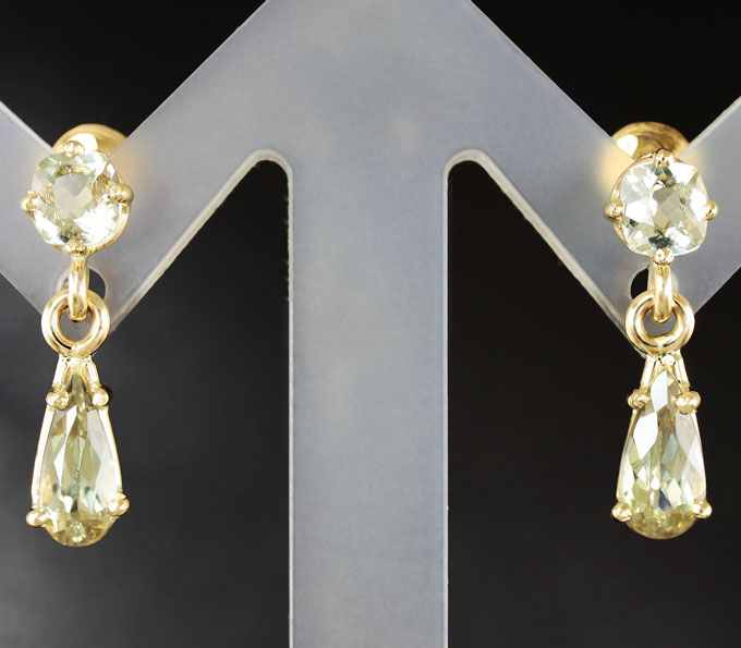 Золото Серьги с диаспорами