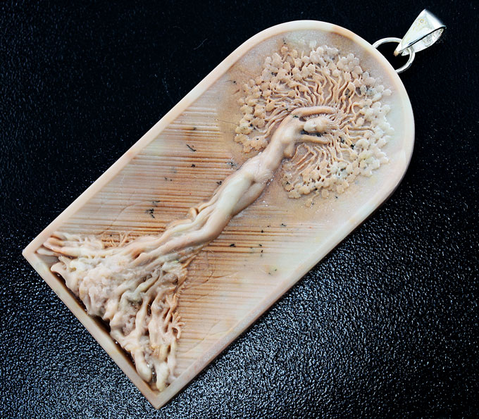 Серебро 925 Камея-подвеска «Дриада» из цельной яшмы