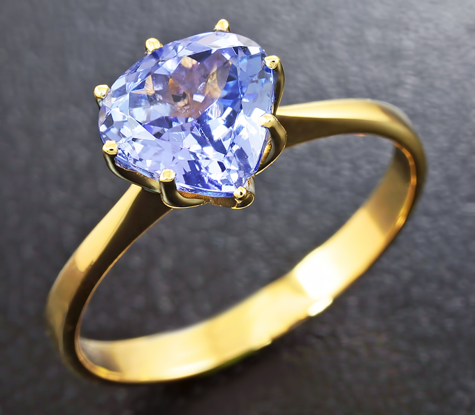 Золото Кольцо с танзанитом