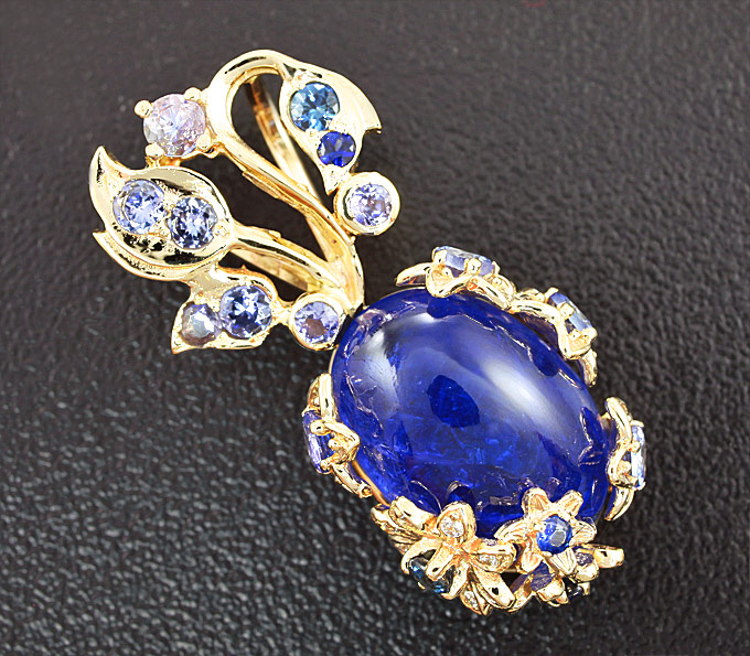 Золото Кулон с танзанитами, синими сапфирами и бриллиантами