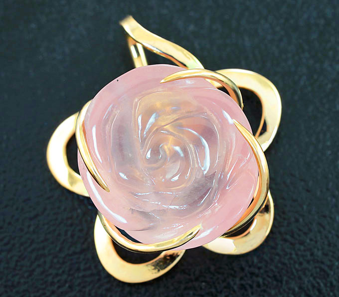 Золото Кулон с резным розовым кварцем