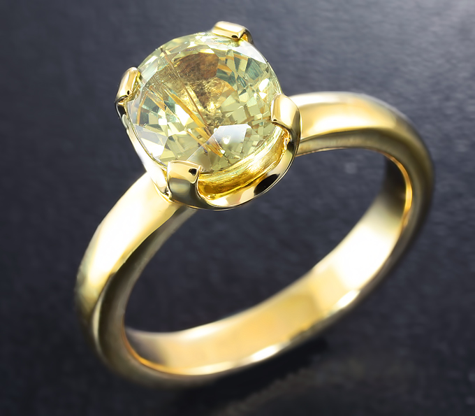 Золото Кольцо с хризобериллом с включениями рутила