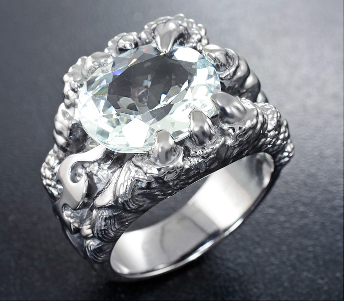 Серебро 925 Кольцо c бесцветным топазом