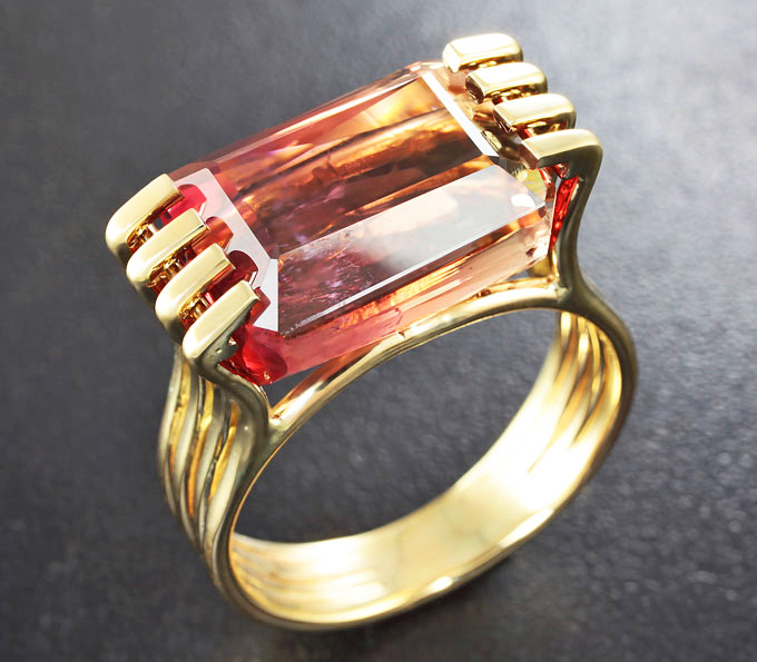 Золото Кольцо с полихромным турмалином
