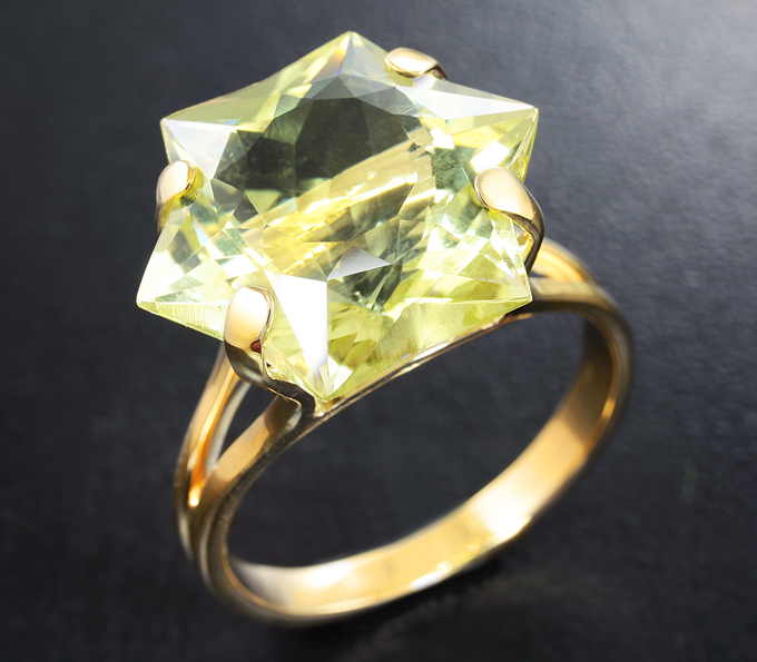 Золото Кольцо c цитрином авторской огранки