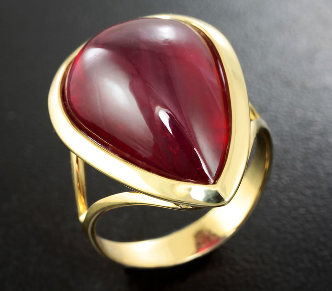 Золото Кольцо с рубином