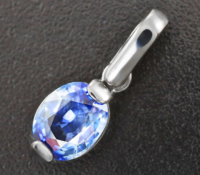 Серебро 925 Кулон с синим сапфиром