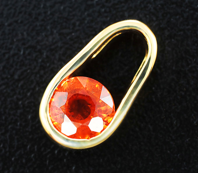 Золото Кулон со спессартином гранатом
