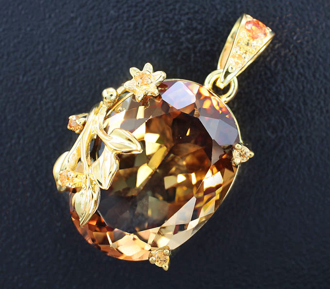 Серебро 925 Кулон с империал топазом и сапфирами