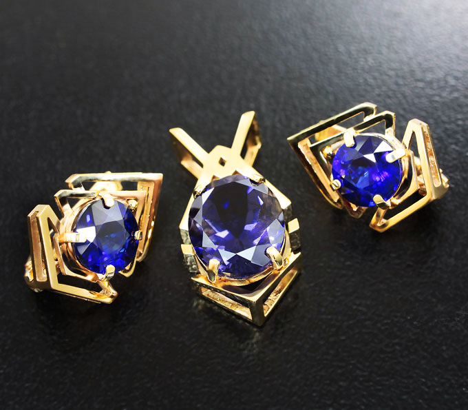 Золото Комплект с иолитом и кианитами