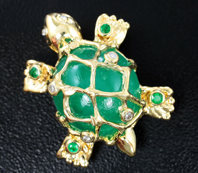 Золото Брошь/кулон с изумрудами и бриллиантами