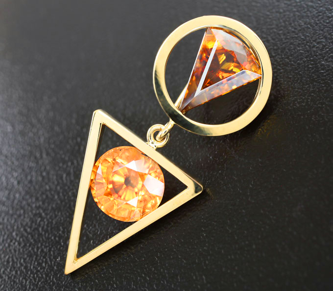 Золото Кулон с золотистым сфеном авторской огранки