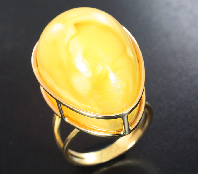 Золото Кольцо с янтарем 27,95 карата