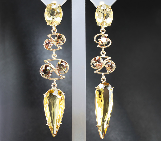 Золото Серьги с гелиодорами и андалузитами