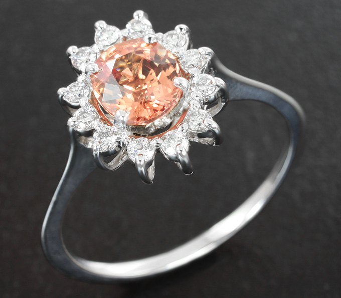 Золото Кольцо с падпараджа сапфиром и бриллиантами