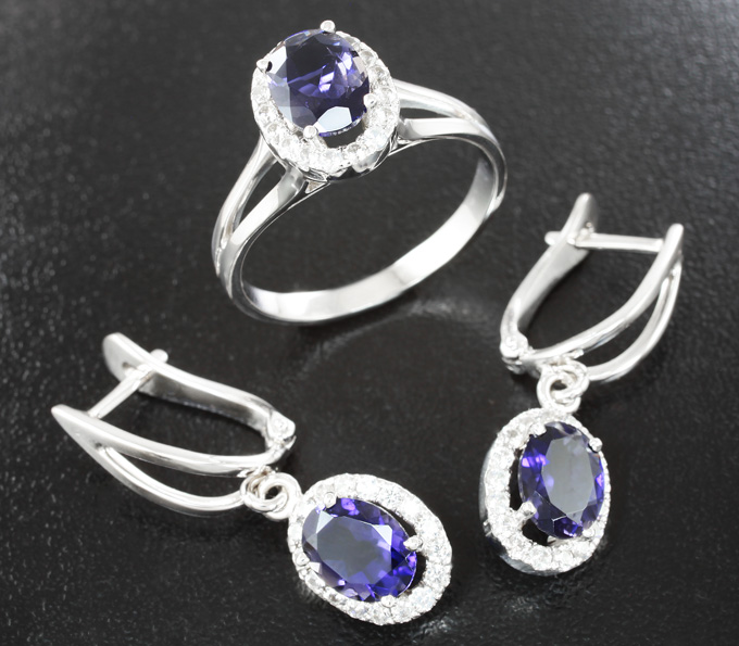 Золото Комплект с иолитами и бесцветными цирконами