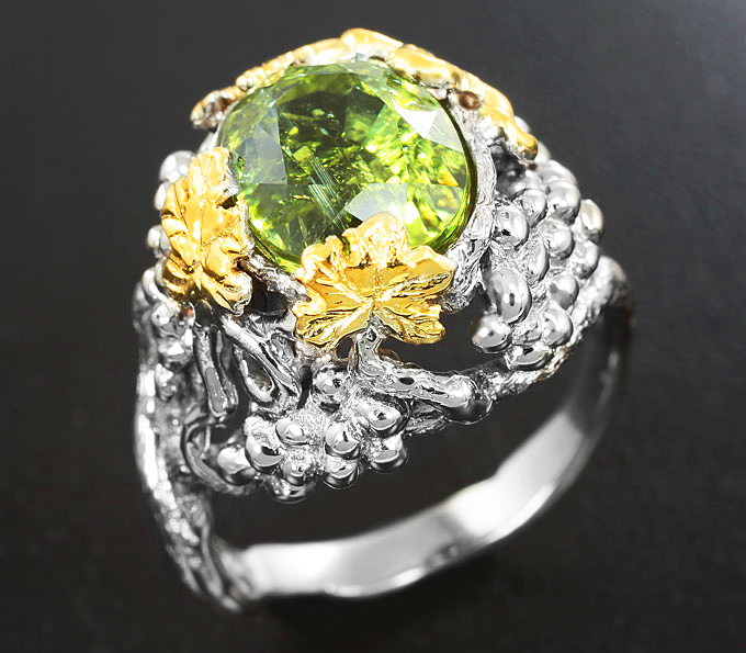 Золото Кольцо c желто-зеленым турмалином
