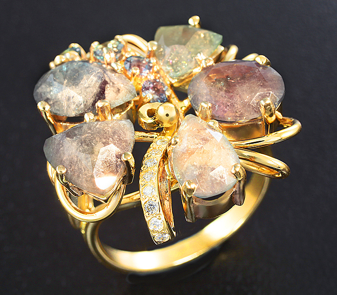 Золото Кольцо c александритами и бриллиантами