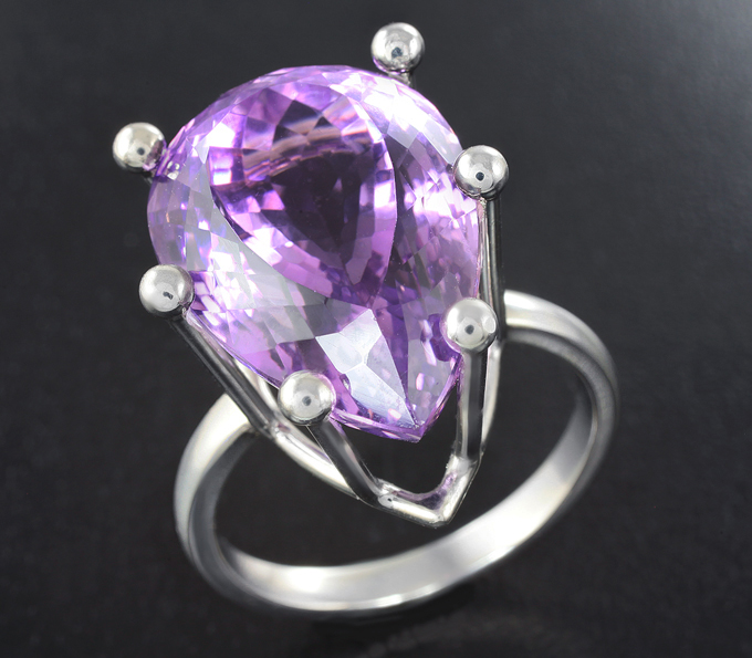 Серебро 925 Кольцо c аметистом