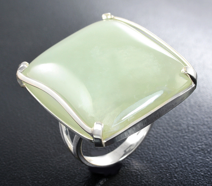 Серебро 925 Кольцо c нефритом