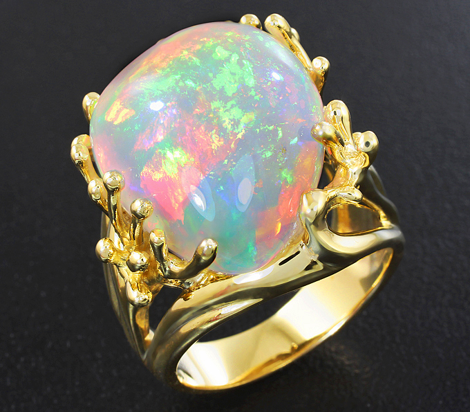 Золото Кольцо с кристаллическим эфиопским опалом