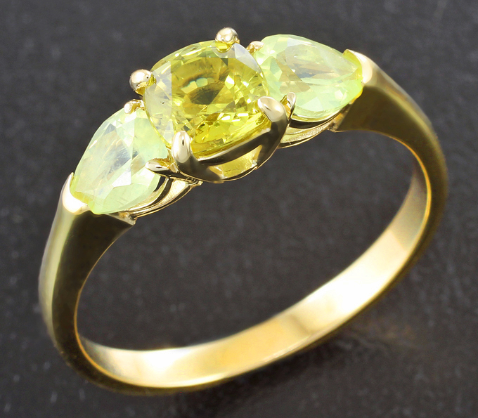 Золото Кольцо c хризобериллами