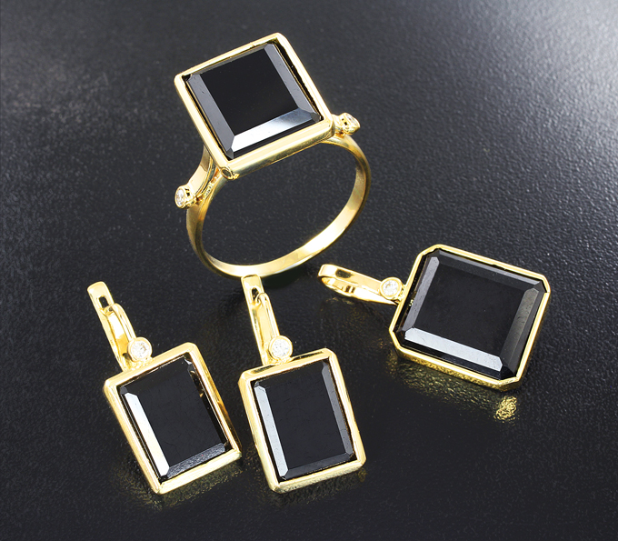 Золото Комплект с шерлами и бриллиантами